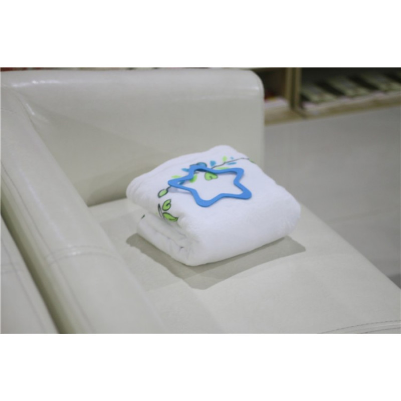 Premium Silky Soft Blanket Newborn to 12 Months Monthly Milestone Blanket for Baby Boy, Large 150 x 100 cm Baby Shower Gift.